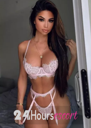 Angela Sexy Young Amsterdam Escort